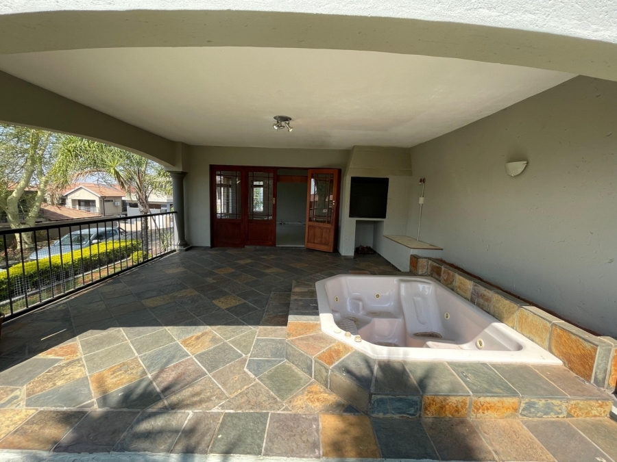 4 Bedroom Property for Sale in Cashan North West
